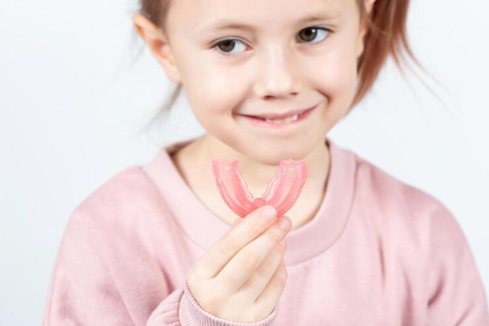 kids-sports-dental-guard